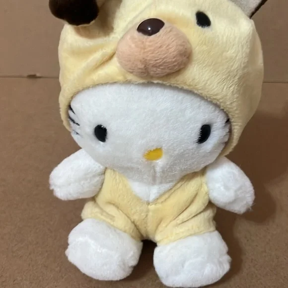 Hello Kitty Dog - Picture 3 of 8